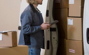 Безопасная перевозка банков: правила транспортировки оборудования и документов